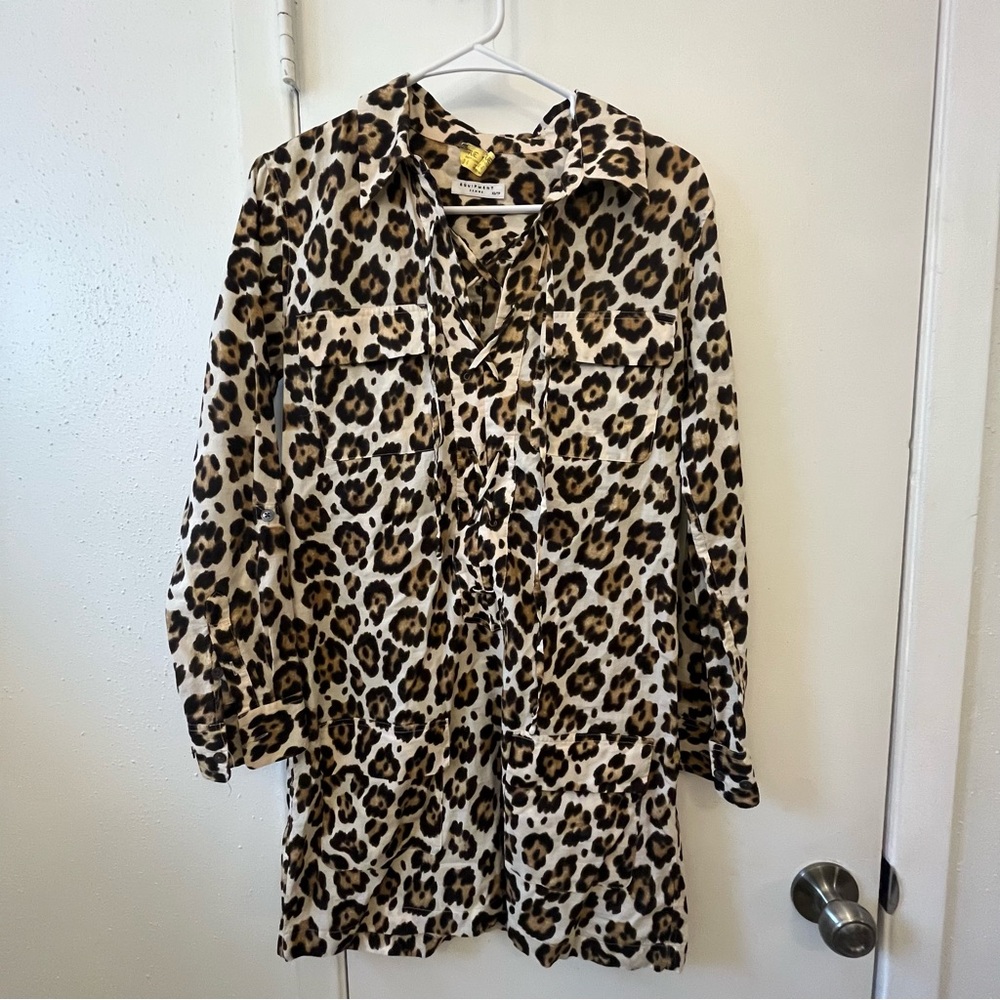 Equipment Femme Leopard Print Lace-Up Blouse - XS
